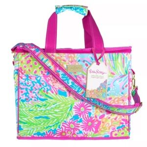 LILLY PULITZER Insulated Cooler in Lover’s Coral